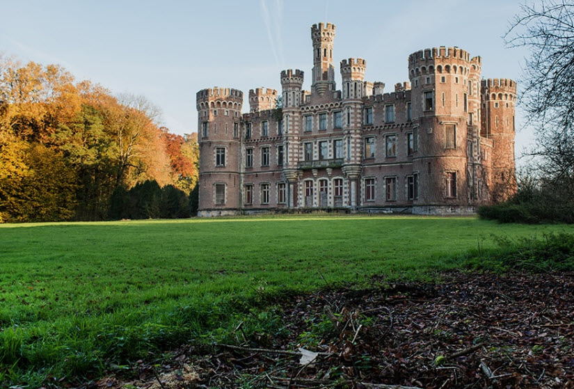 Castle Moulbaix, Belgium